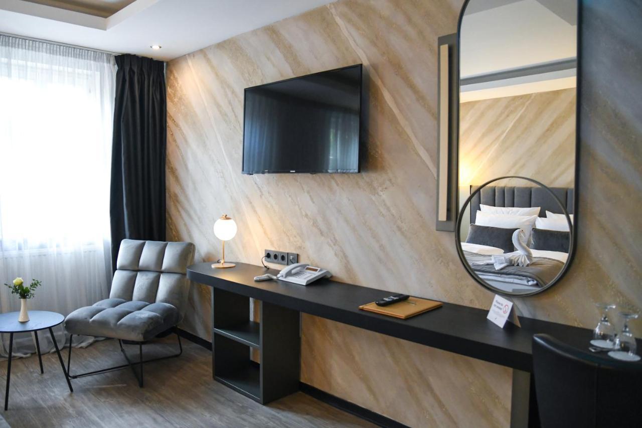 Hotel Zum Weissen Ross Деліч Екстер'єр фото
