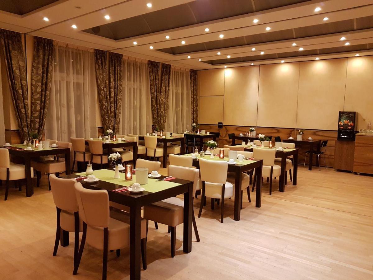 Hotel Zum Weissen Ross Деліч Екстер'єр фото